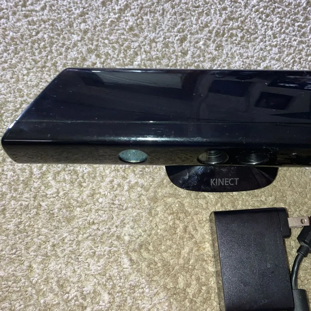 Microsoft Kinect Sensor for XBox 360 - UNTESTED